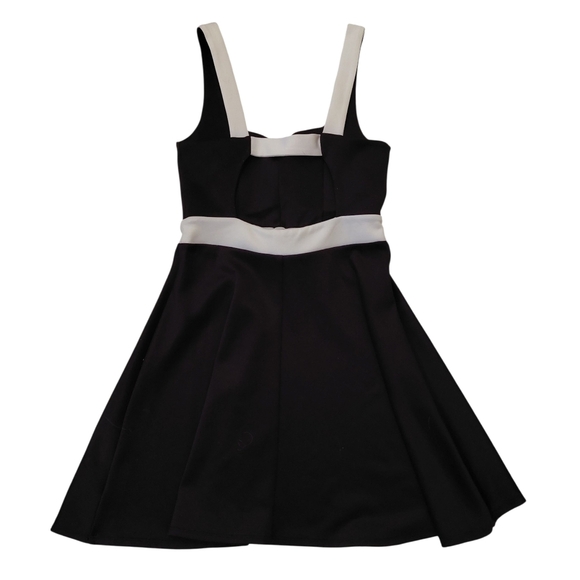 Chic Black and White Backless Dress - Picture 4 of 9
